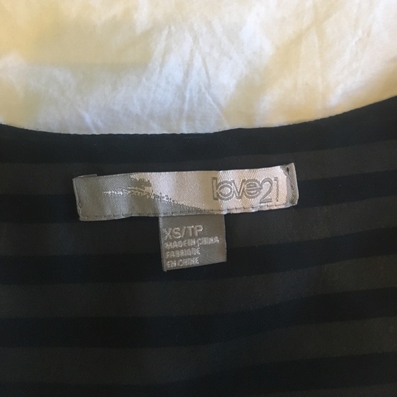 Forever 21 Striped Dress. - Picture 3 of 4